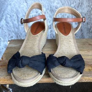Lucky brand espadrille knot front buckle wedge heel sandals